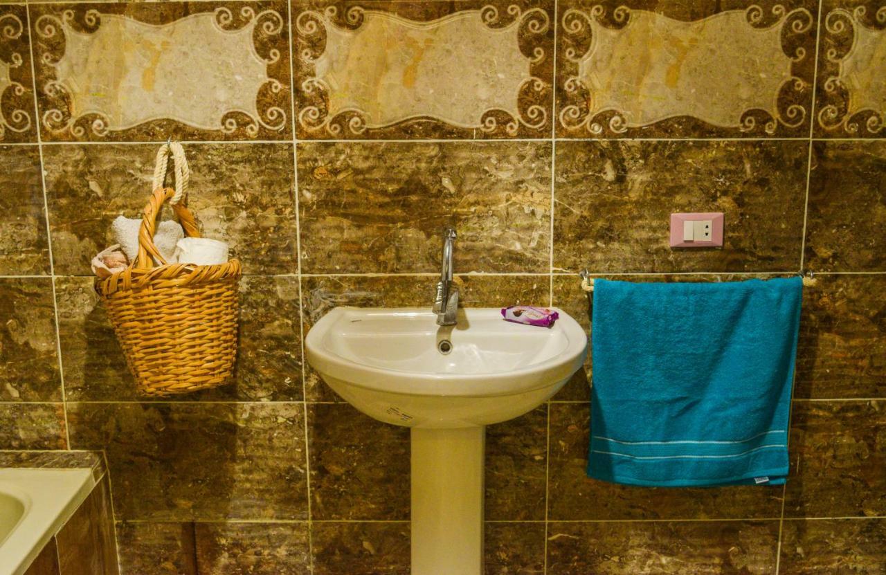 Jamila Cosy Apartment Кайро Екстериор снимка